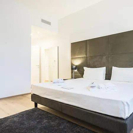 Apartment Hemeras Boutique Homes - Super Luxury Milan
